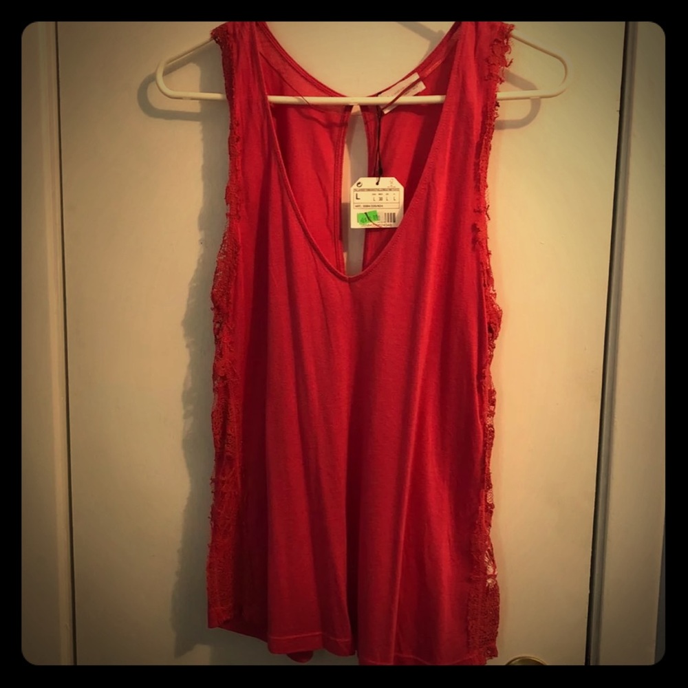 Pink Tank w Lace Sides